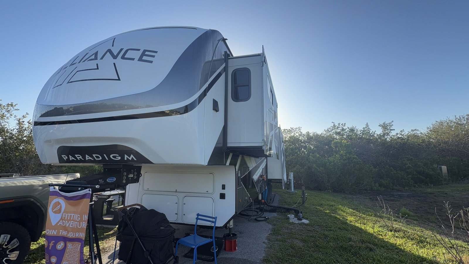Alliance 5th Wheel RV in Florida sun